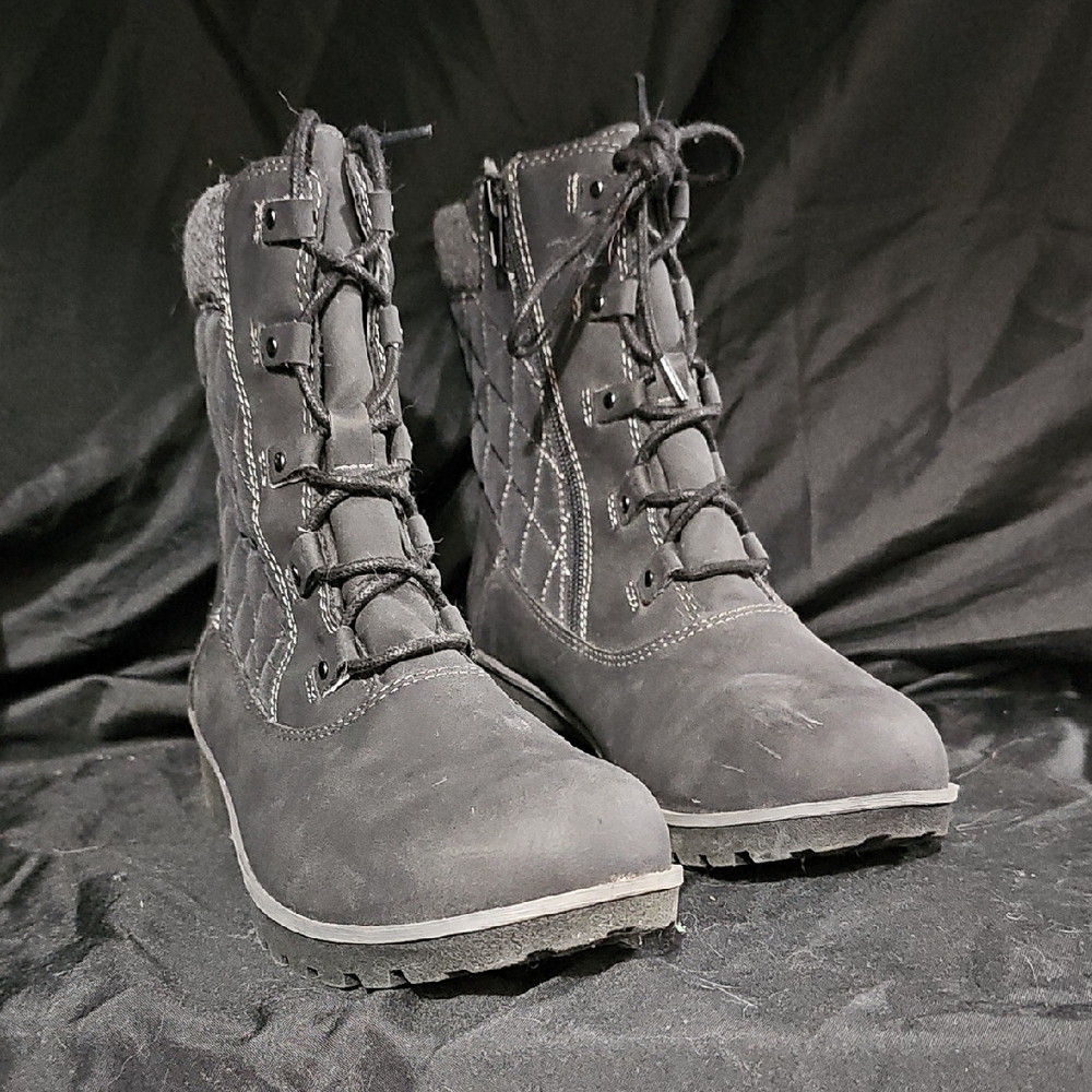 JBU Charcoal Lace-Up Winter Boots